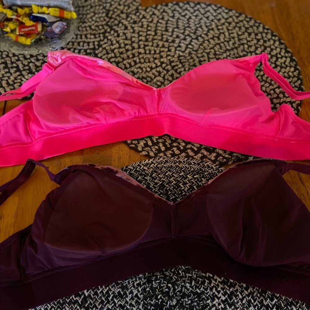 PINK - Picture 4 of 4